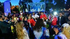 Romanlar Günü’nde büyük coşku