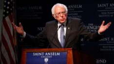 Senatör Bernie Sanders, NASA’yı hedef aldı