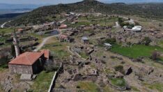 Terk edilen köy yapımcıların gözdesi oldu