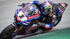 Toprak Razgatlıoğlu tur rekoruyla podyumda