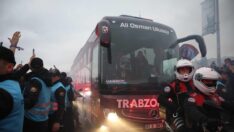 Trabzonspor’a çılgın karşılama! Havada, karada, denizde…