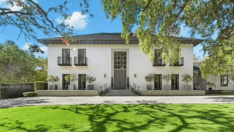 Ünlü model evini 40 milyon dolara satışa çıkardı