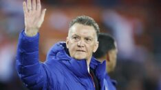 Van Gaal prostat kanserine yakalandığını açıkladı