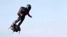 15 metre yüksekten göle çakıldı