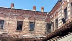 248 yıllık hanın duvarlarını deldiler