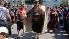 Antalya’da Yörük Türkmen Festivali göçle başladı