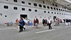 İkinci kruvaziyer gemisi İzmir Limanı’na yanaştı