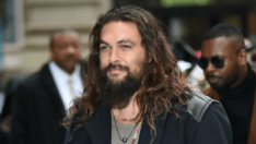 Jason Momoa, Sistine Şapeli’nde fotoğraf çektikten sonra özür diledi
