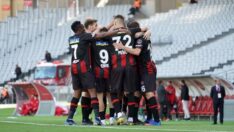 Karagümrük, Göztepe’yi yenip 5. sıra inadını sürdürdü: 3-1