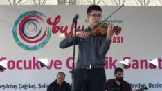 Mozart ödülünü alan Ali İnsan Kadıköy’de konser verdi