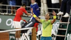 Rafael Nadal ve Novak Djokovic’in 4 saat 16 dakika süren müthiş mücadelesi! Yarı finalist…