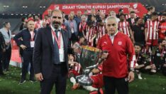 Rıza Çalımbay’dan ‘Göreve hazırım’ mesajı