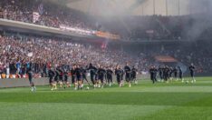 Trabzonspor taraftarı tepki gösterince Altay maçı için değişikliğe gidildi!