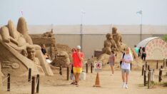 ‘Uzay Macerası’ temalı kum heykeller