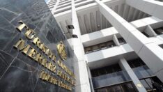 Vatandaş da şirketler de borca battı