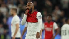Arsenal’ın gözden çıkardığı Lacazette, Lyon’a geri dönüyor