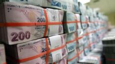 Borçlanabilmek için para saçtılar