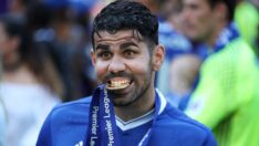 Diego Costa: Kante çok utangaç! İç çamaşırıyla duş alıyor…