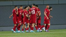 Doğukan Sinik üçüncü maçında yıldızlaştı