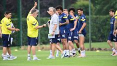 Fenerbahçe sahaya indi! Jorge Jesus’tan takıma ilk sözler