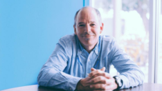 Netflix’in kurucusundan mezuniyet konuşması: “Hayallerinin peşinden git, korkunç bir tavsiye”