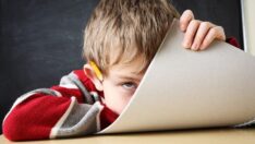 Öğrenciler uyuşturucu bataklığına çekiliyor