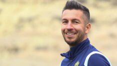 Adem Büyük Manisa’ya transfer oldu