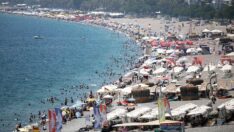 Antalya’da nem oranı yüzde 74’ü gördü! Sahiller doldu taştı