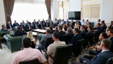 Bakan Koca: Eczane ve ecza depolarında gerekli ilaç listesi güncellenecek