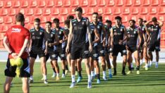 Beşiktaş, kondisyon ve taktik çalıştı