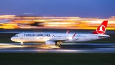 Fitch kredi notunu düşürdü, THY hükümeti işaret etti