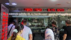 Halk döviz kurunu endişeli gözlerle takip etti: İpin ucu kaçtı, halimiz kalmadı