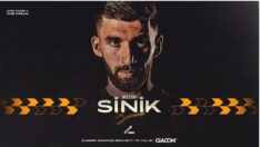 Hull City Doğukan Sinik transferini açıkladı