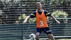 Serdar Aziz’den Bursaspor’a destek