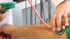 Sıcaktan tansiyonu yükselip aort damarı yırtıldı