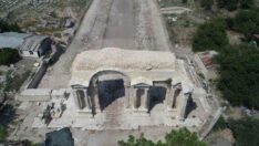 Anavarza’da gladyatör mezarlarına rastlandı