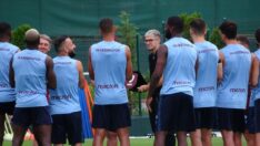 Berat Özdemir idmanda takım arkadaşlarıyla vedalaştı