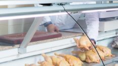 Bu da oldu! Vatandaş alamayınca kasap kırmızı et satmayı bıraktı