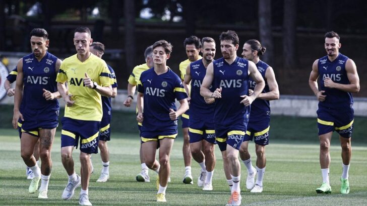 Fenerbahçe, Austria Wien maçı hazırlıklarına başladı