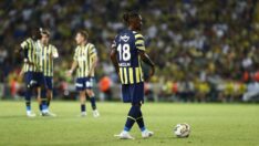 Fenerbahçe taraftarı, Lincoln Henrique’yi ayakta alkışladı
