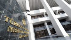 Gül bahçesine toksik gübre döküldü