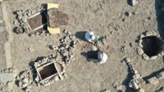 İlki geçen yıl bulunmuştu… Çayönü’nde sandık tipi üç yeni mezar bulundu