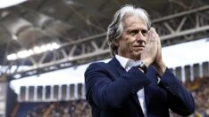 Jorge Jesus açıkladı: Bir forvet transferi daha…