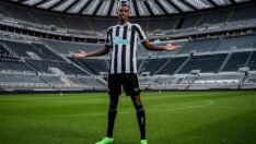 Newcastle United, Alexander Isak’ı transfer etti