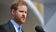 Prens Harry ve babası Prens Charles’ın arası “anılar” sebebiyle gergin