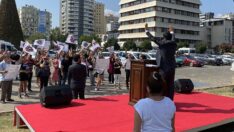 Sahneyi gerçek sanan polis, film setine baskın yaptı