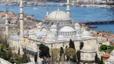 ‘Süleymaniye Camii’nde çatlaklar oluştu’ iddiasına açıklama