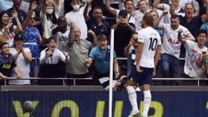 Tottenham, Harry Kane’nin tarihi golüyle kazandı! Rekor artık onda…