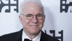 Ünlü komedyen Steve Martin emekliliğe göz kırpıyor