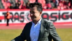 Uşakspor Başkanı Hikmet Kahraman istifasını gece yarısı duyurdu